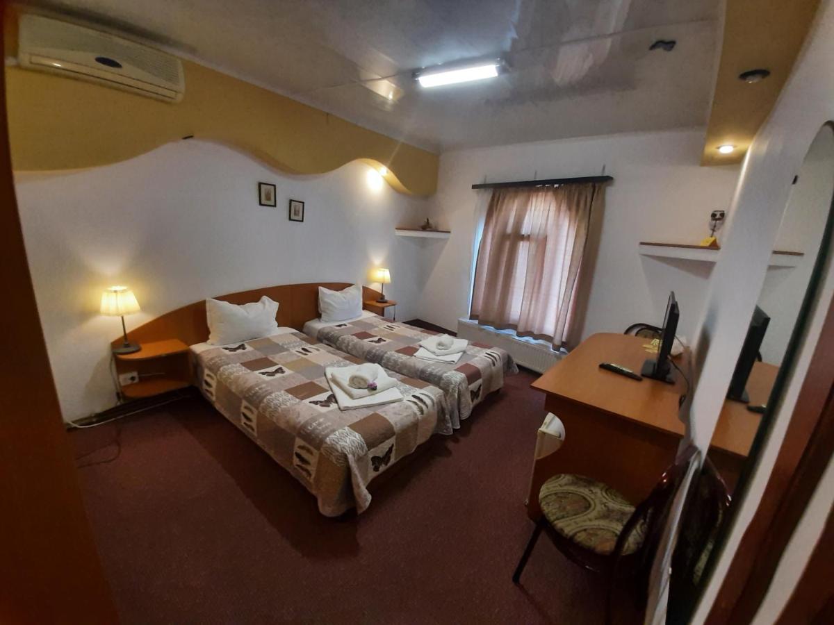Casa Mica Gueshouse Affittacamere